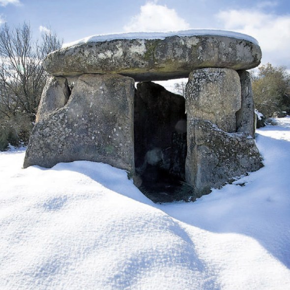 Dolmen no val do Salas.// Toni Álvarez